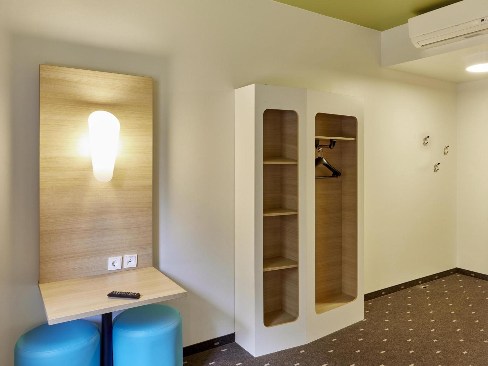 B&B Hotel Трир Екстериор снимка